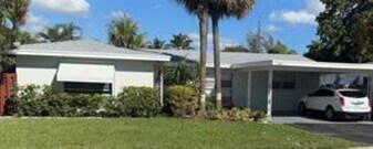 1925 NE 26th St in Wilton Manors, FL - Building Photo