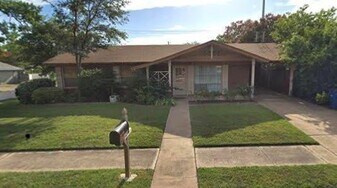 6400 Haney Dr in Austin, TX - Building Photo