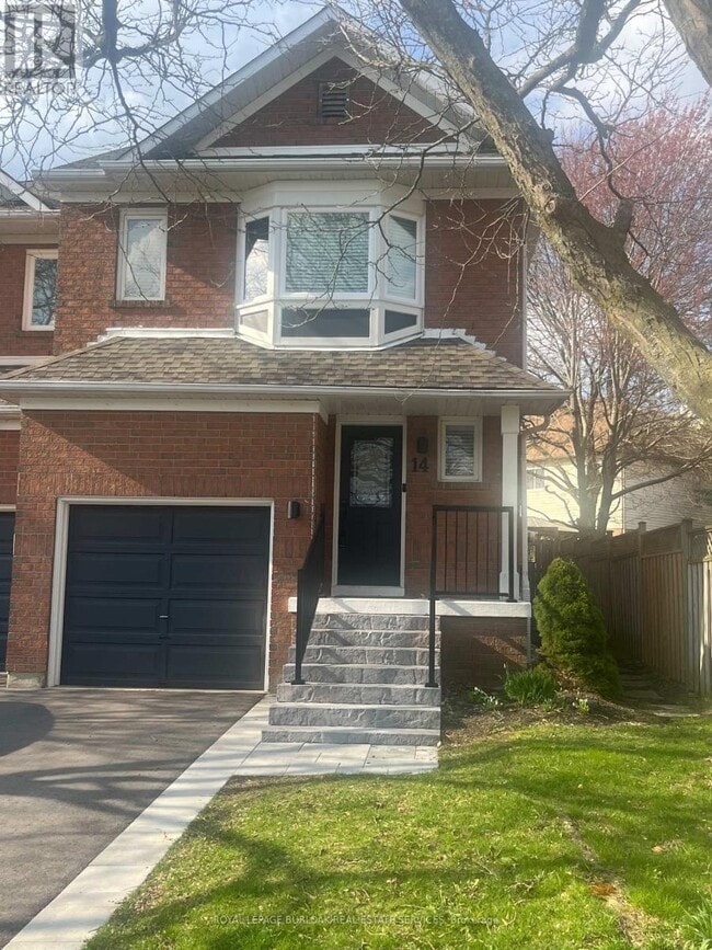 14 Thornlodge Dr