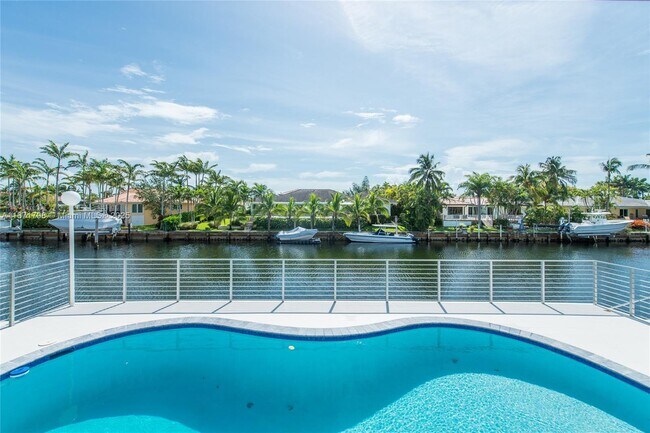 13001 Nevada St in Coral Gables, FL - Building Photo - Building Photo
