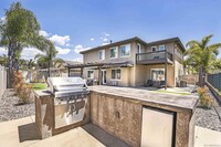 1306 Traver Ct in Chula Vista, CA - Foto de edificio - Building Photo