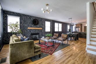 808 Shelby Ave, Unit B in Nashville, TN - Foto de edificio - Building Photo