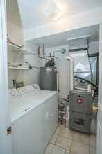 23060 Berdeno Ave in Hazel Park, MI - Foto de edificio - Building Photo