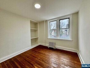 197 Lafayette Pl, Unit A3 in Englewood, NJ - Foto de edificio - Building Photo