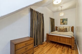 2459 N Clybourn Ave in Chicago, IL - Building Photo - Building Photo