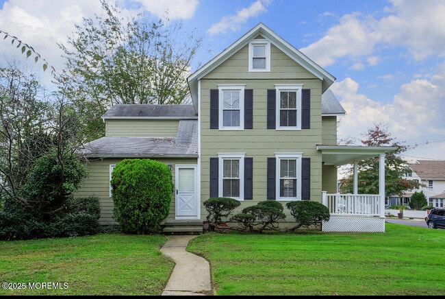 property at 43 Tower Hill Ave