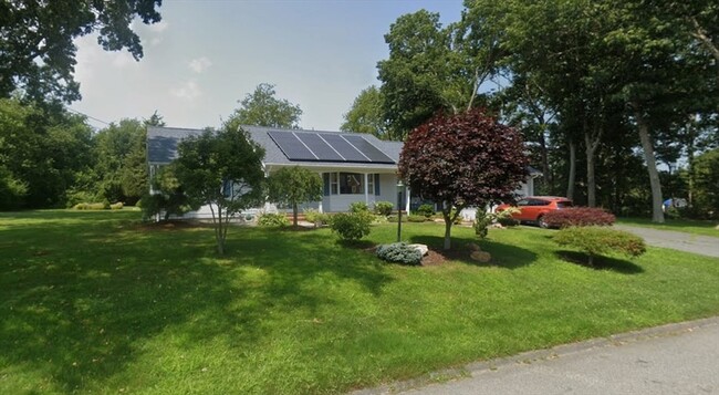 property at 12 Holiday Dr