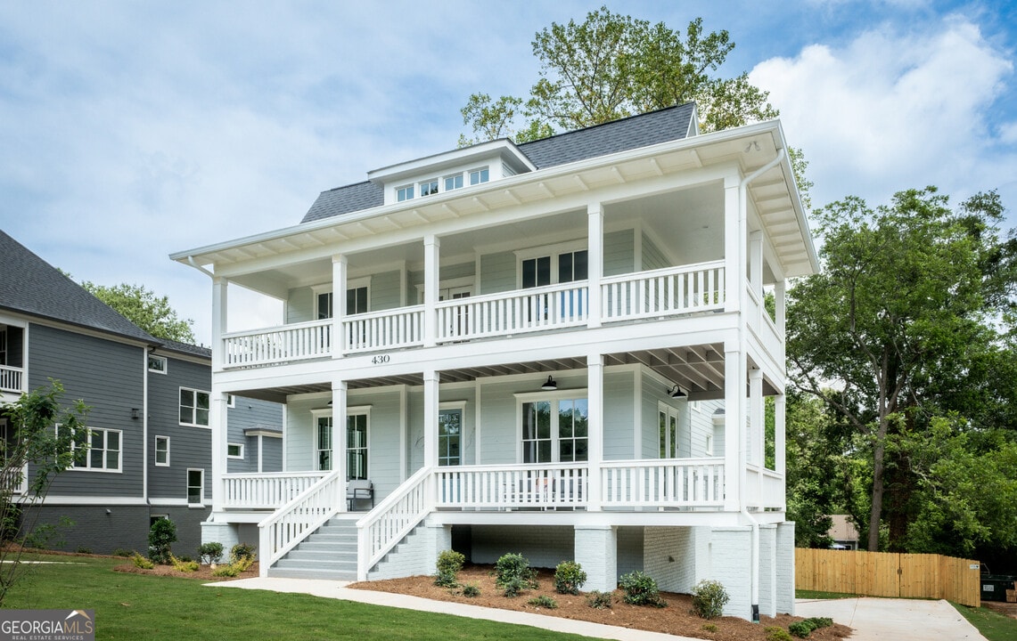 430 Allendale Dr SE in Atlanta, GA - Building Photo