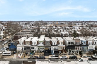 5814 Chestnut St in Philadelphia, PA - Building Photo - Building Photo
