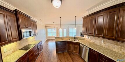 205 Taunton St in Huntsville, AL - Building Photo - Building Photo