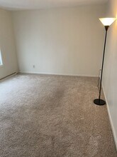 101 Mitchell Cir in Duluth, MN - Building Photo - Building Photo