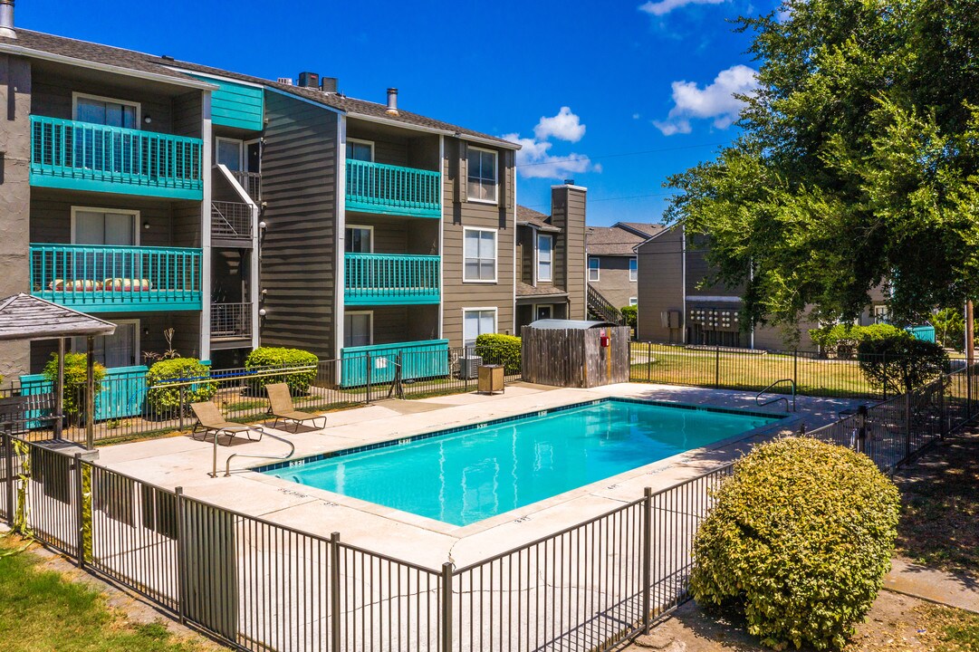 Four Winds Apartment Homes in Corpus Christi, TX - Foto de edificio