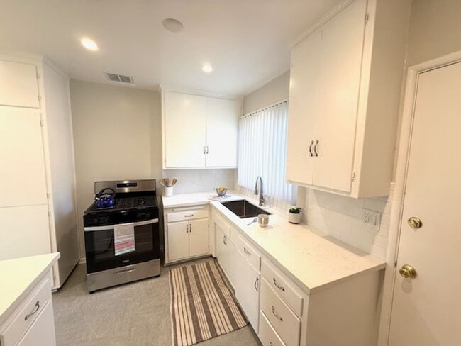 property at 1820 Milan Ave
