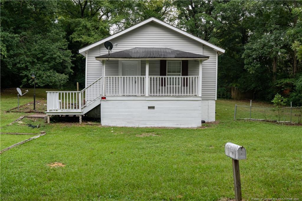 1913 Burnett Ave in Fayetteville, NC - Building Photo