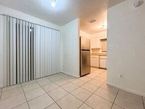 1031 SW 61st St in Gainesville, FL - Building Photo - Building Photo