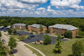 Augusta Square Apartments in Fairfield, OH - Building Photo - Building Photo