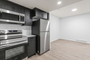 3624-3213 213 St NW in Edmonton, AB - Building Photo