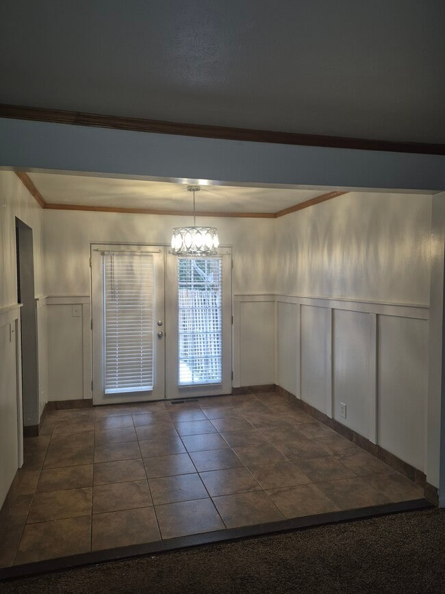 4147 New Rd in Youngstown, OH - Foto de edificio - Building Photo