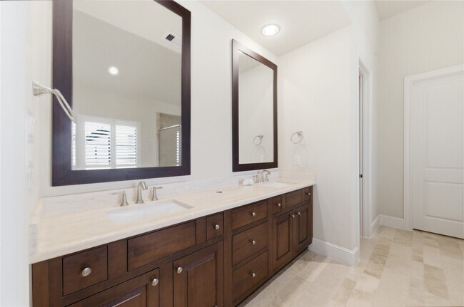 property at 2508 Sherwin St