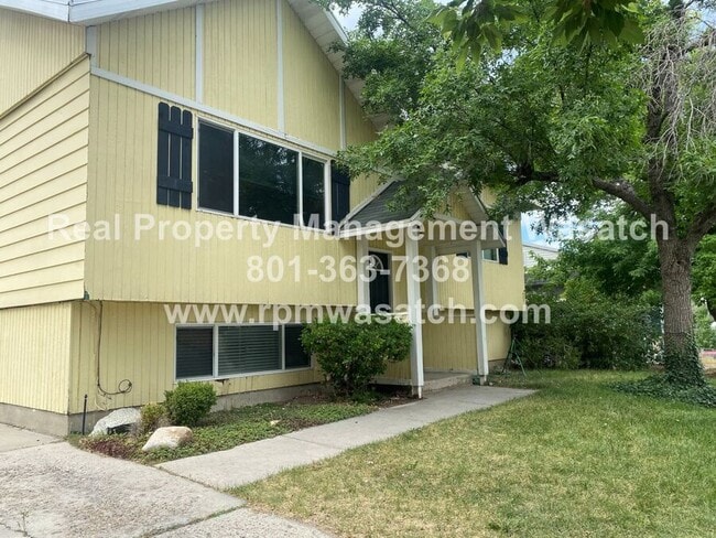 1098 E Violet Cir in Sandy, UT - Building Photo - Building Photo