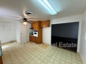 602 Philippine St in Taft, CA - Building Photo - Building Photo