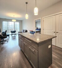 1202 Waukegan Rd in Glenview, IL - Building Photo - Building Photo