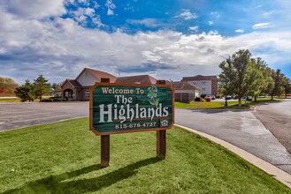 Highlands of Kensington Manor in Richmond, IL - Building Photo - Building Photo