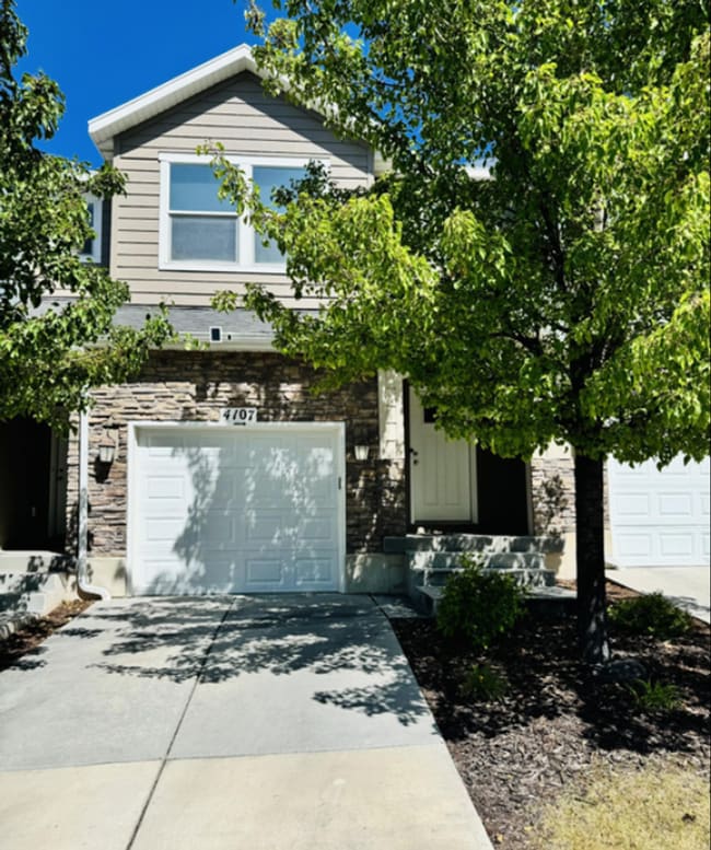 4107 Fremont Dr