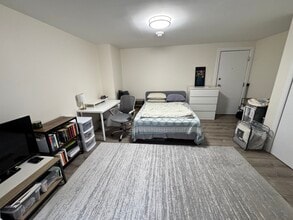 16 Chester St, Unit 32 in Cambridge, MA - Foto de edificio - Building Photo