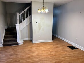 2307 N Kenwood Ave in Indianapolis, IN - Building Photo - Building Photo