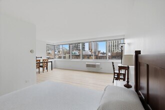 1440 N Lake Shore Dr in Chicago, IL - Building Photo - Building Photo