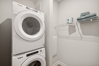 Ascend At Pathstone in Pensacola, FL - Building Photo - Building Photo