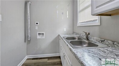508 W 32nd St in Savannah, GA - Building Photo - Building Photo