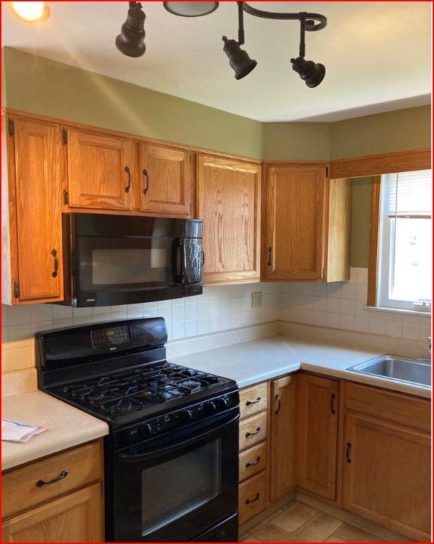 586 Acorn St in Philadelphia, PA - Building Photo - Building Photo