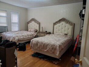 29 Wiltshire Rd, Unit 1 in Boston, MA - Foto de edificio - Building Photo