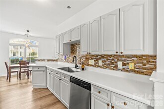 4930 Prosperity Ridge Rd in Charlotte, NC - Building Photo - Building Photo