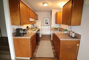 3712 S Kelly Ave in Portland, OR - Building Photo