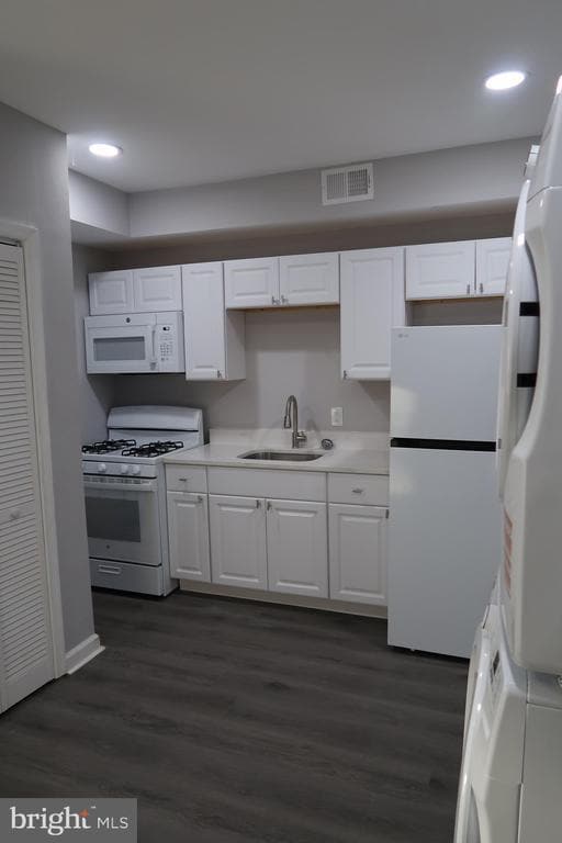 2833 Brendan Ave in Baltimore, MD - Building Photo - Building Photo