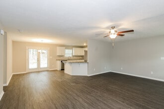 718 Matthews St in Thomson, GA - Building Photo - Building Photo