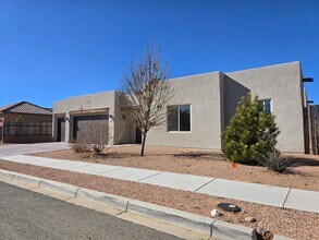 12 Pinon Doblado in Santa Fe, NM - Building Photo - Building Photo