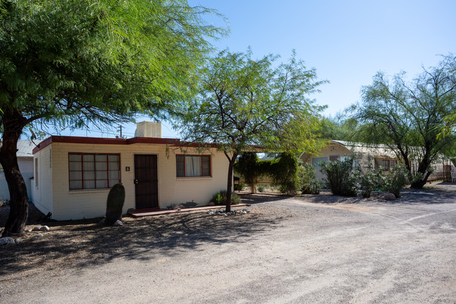 3344-3346 E Bellevue St in Tucson, AZ - Building Photo - Building Photo