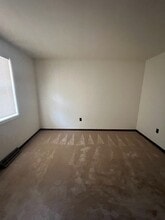 Maple St Apartments in Natrona Heights, PA - Foto de edificio - Building Photo