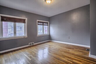 1915 Jane St in Pittsburgh, PA - Building Photo - Building Photo