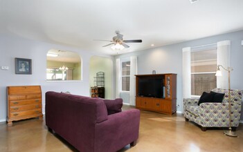 15830 Manes Grove in San Antonio, TX - Building Photo - Building Photo
