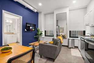 209 9th St in Pittsburgh, PA - Building Photo