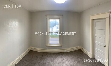 1311 Alpine Ave NW in Grand Rapids, MI - Building Photo - Building Photo