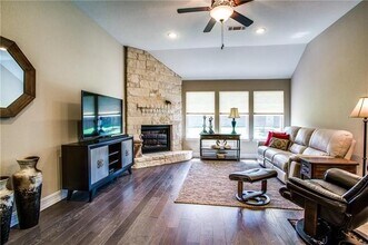 2704 Red Sage Rd in Lewisville, TX - Building Photo - Building Photo