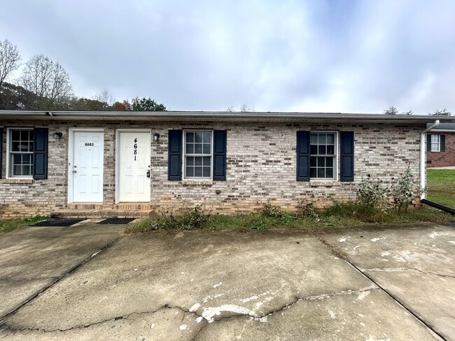 property at 4681 Grassy Creek Rd