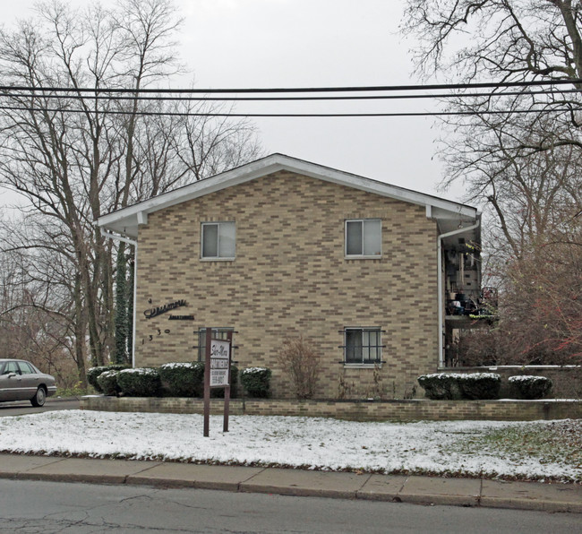 Sher-More Apartments in Dayton, OH - Foto de edificio - Building Photo