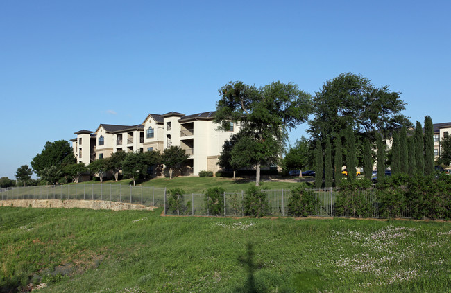 Southwestern Medical Park Apartments in Dallas, TX - Building Photo - Building Photo